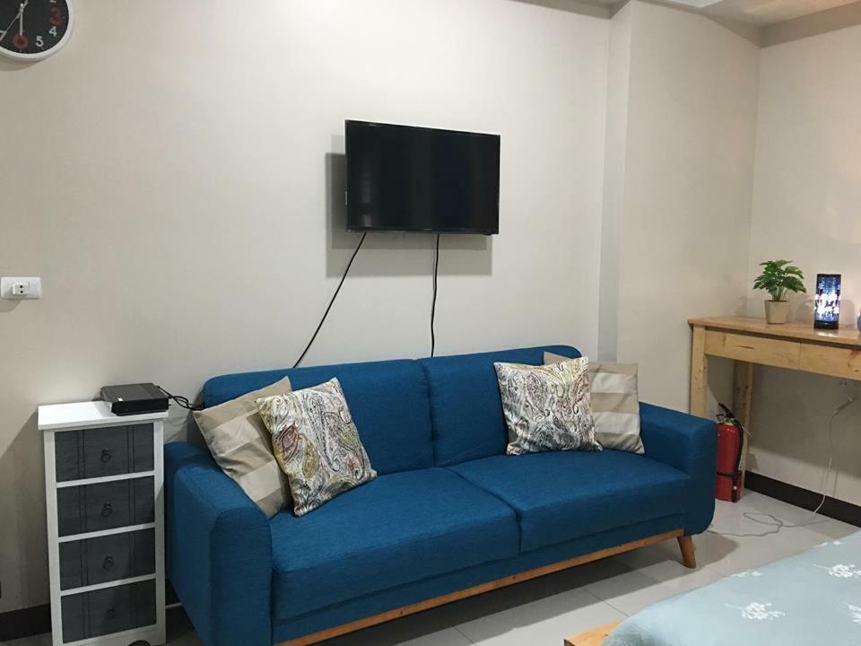 Condotel Walking Distance To Airport Manila Exterior photo